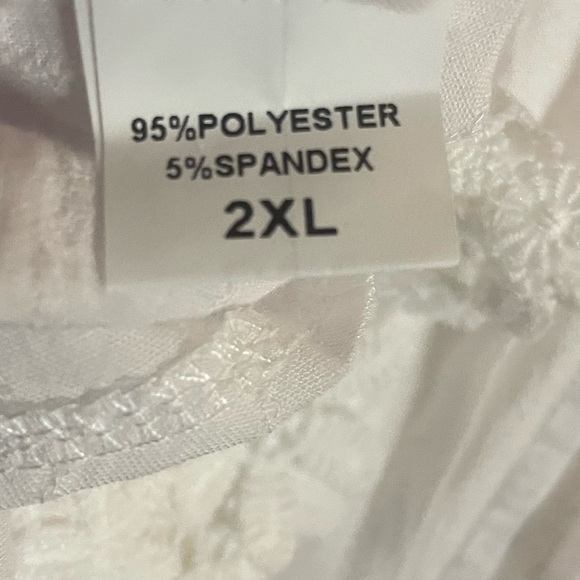 Women’s White Lace Open Cardigan with buttons, 2XL - Picture 4 of 4